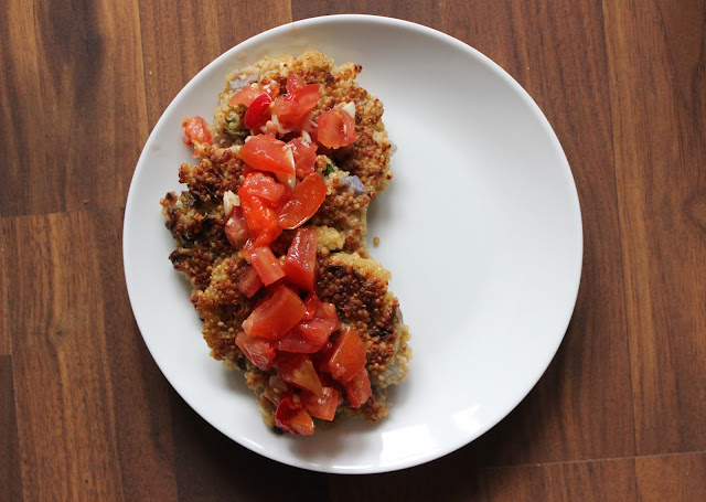 Quinoa Cakes with Tomato-Pepper Chutney | A Hoppy Medium