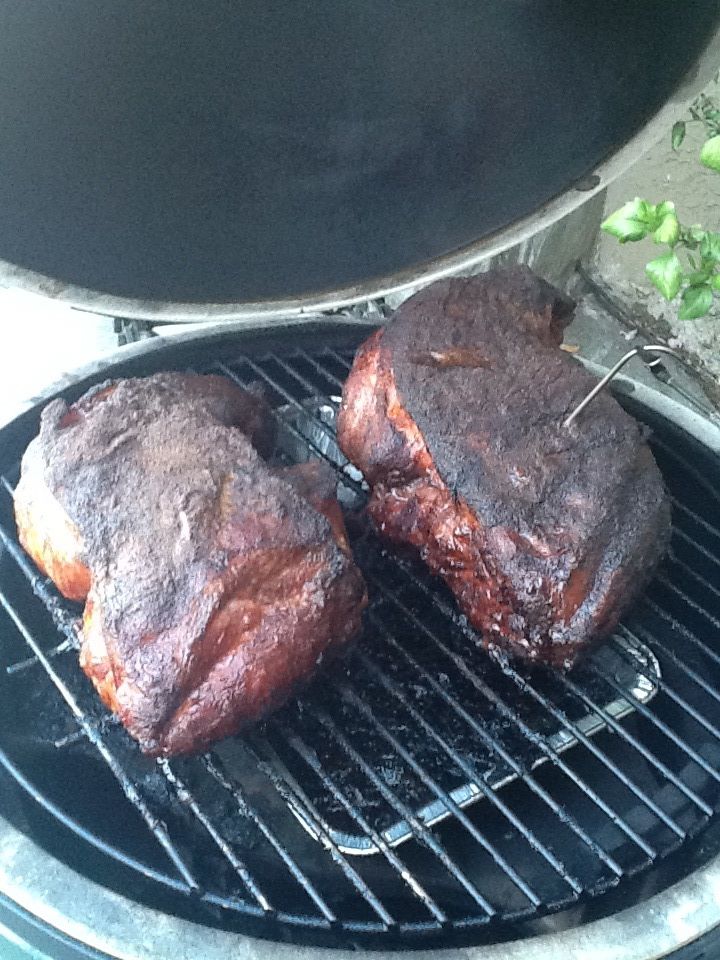 GB Recipe FIle BBQ Pulled Pork on Big Green Egg