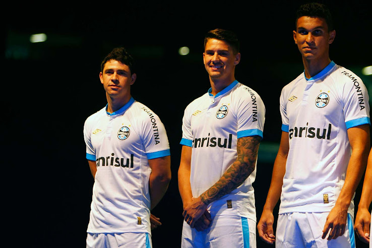 http://3.bp.blogspot.com/-7bjAIrCvSwA/VK-V4Ho3-KI/AAAAAAAAe90/ECm77OFJC84/s738/gremio-2015-umbro-away-kit%2B(1).jpg