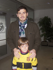 Manu Campos con Iker Casillas.