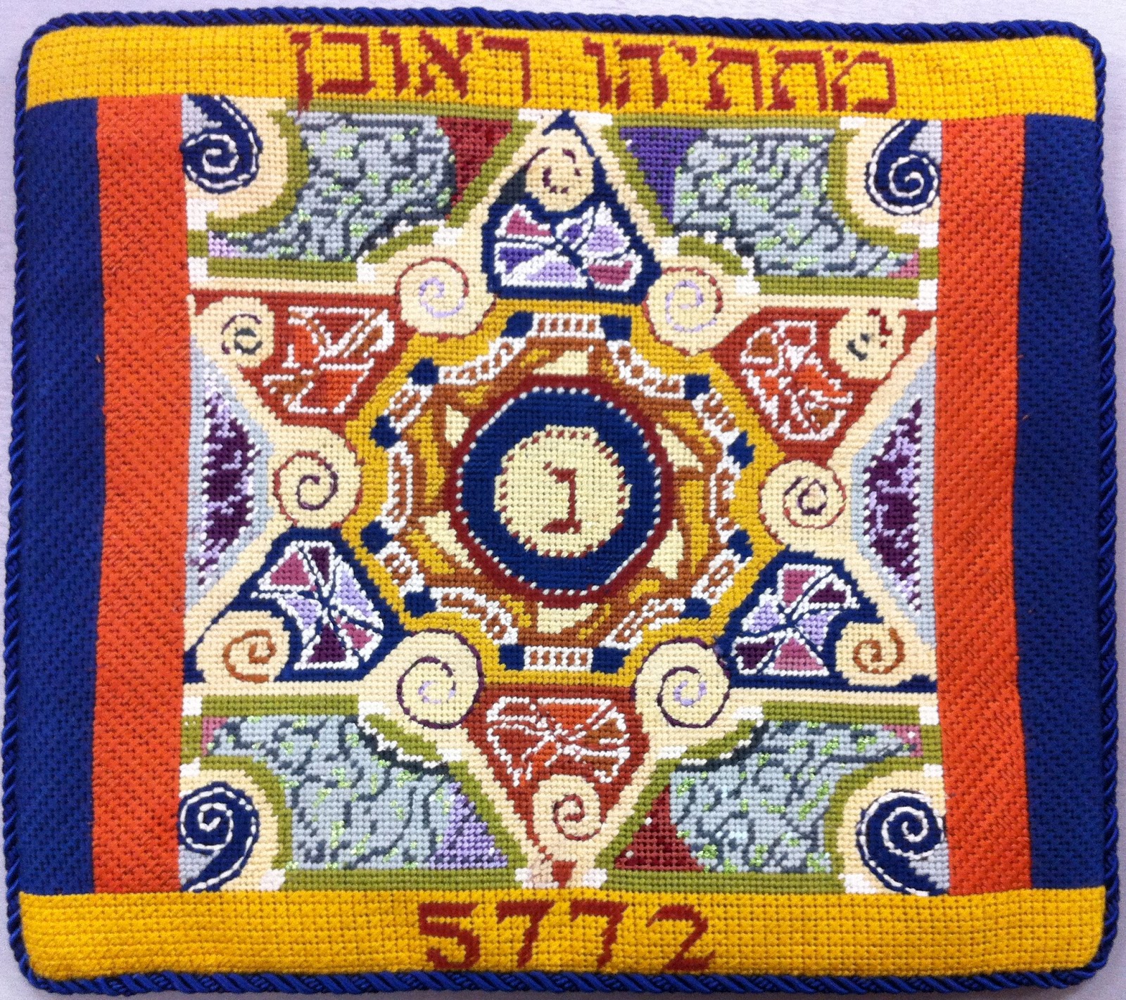 City Needlework Tallis Bag