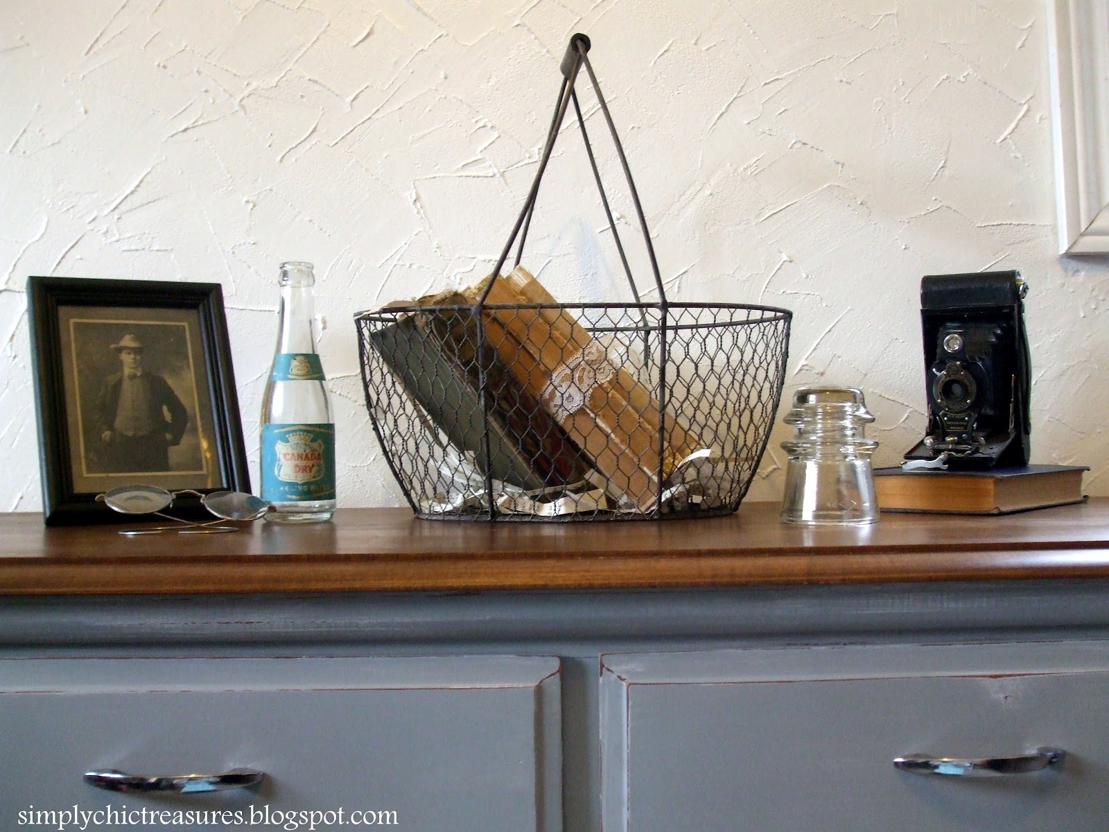 simply chic treasures Maple Dresser Makeover