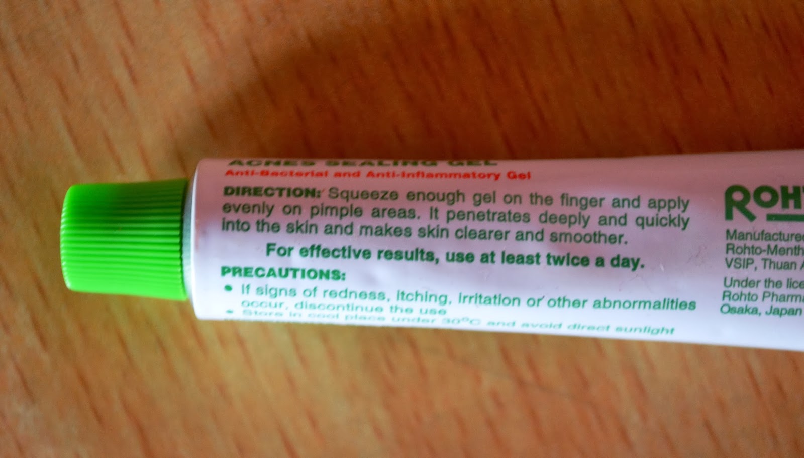 Mentholatum Acnes Sealing Gel Review, Pictures and Swatches Beauty