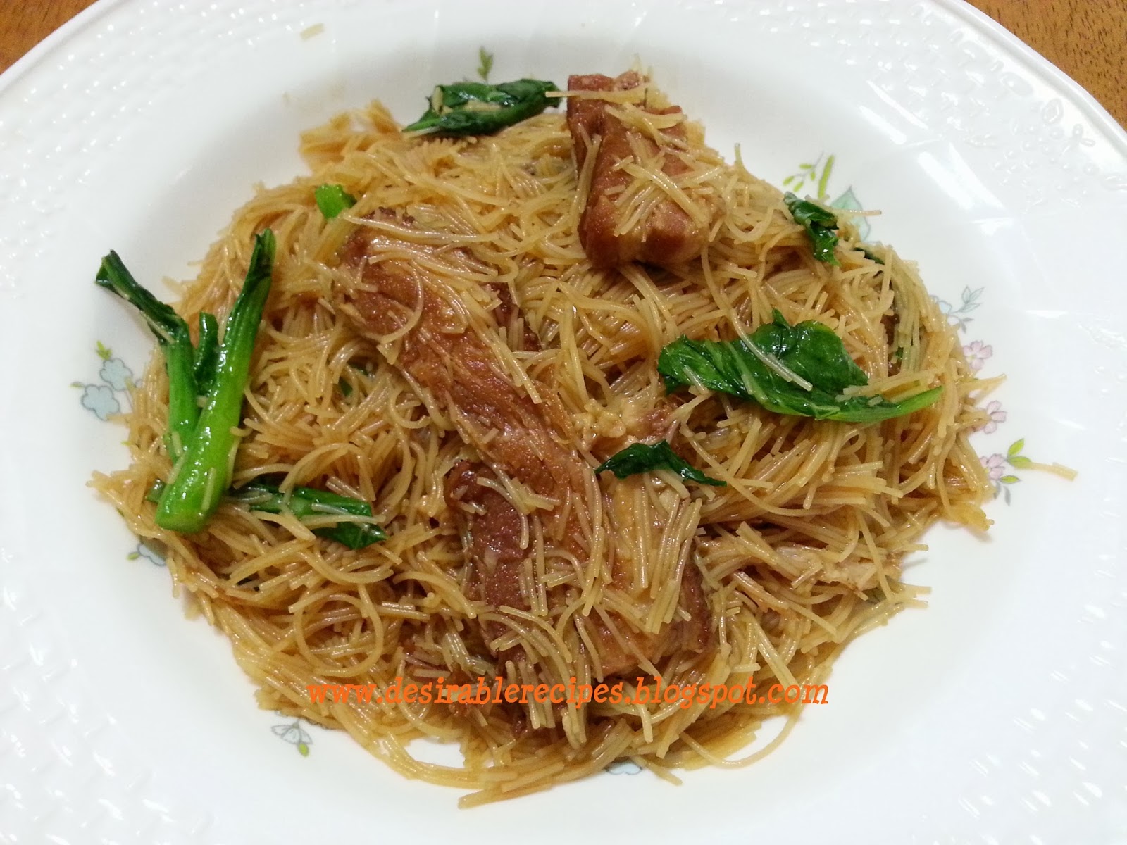 Stewed Pork With Rice Vermicelli