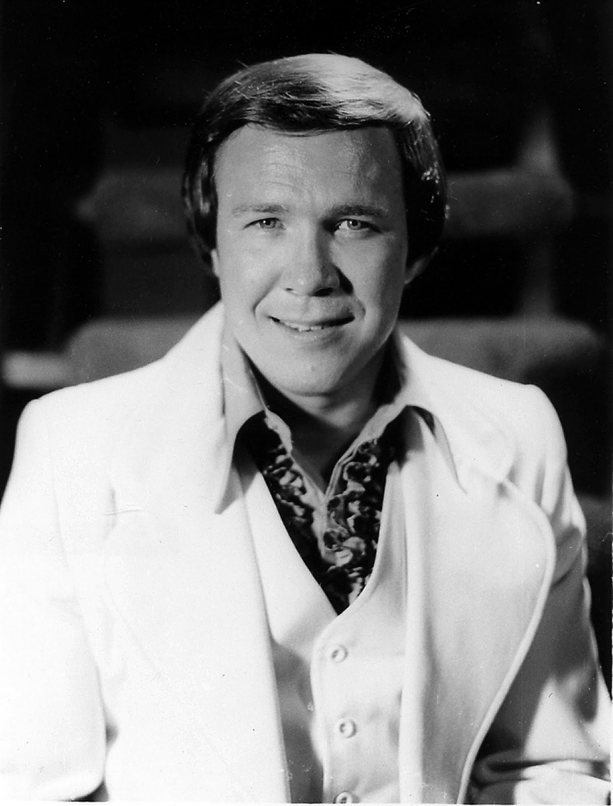 Bob Armstrong Net Worth