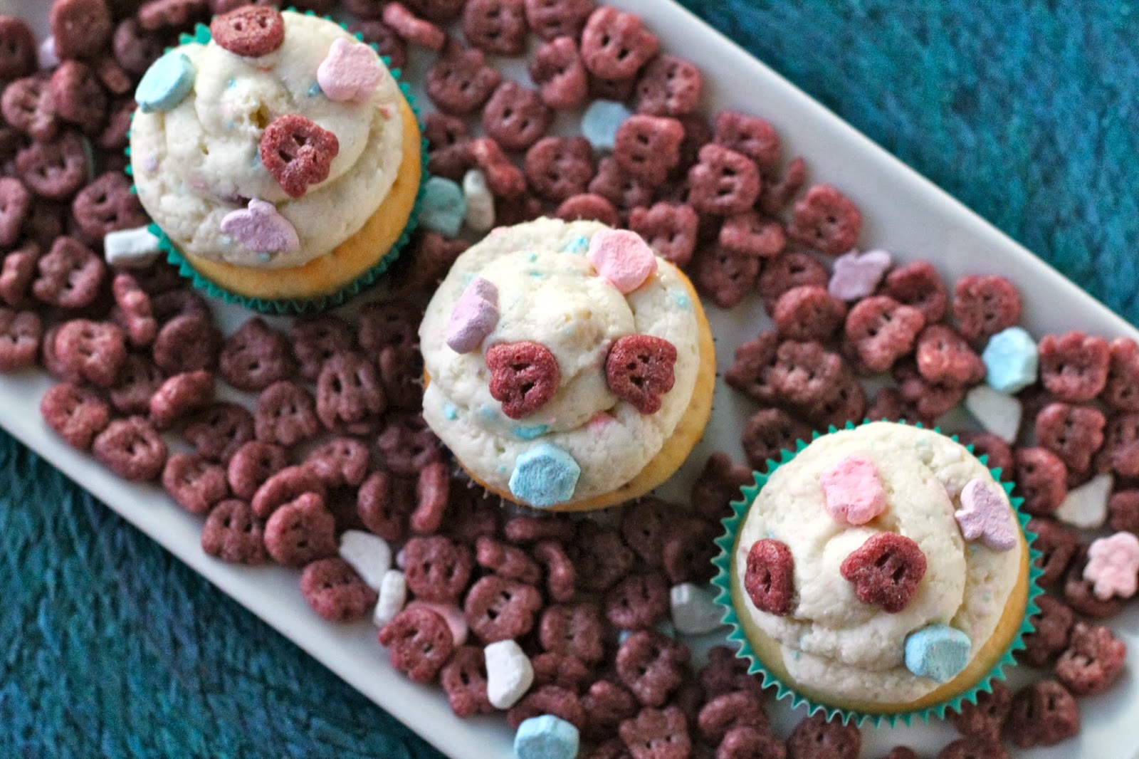 Mrs. Schwartz's Kitchen Boo Berry Cupcakes and a FUN 