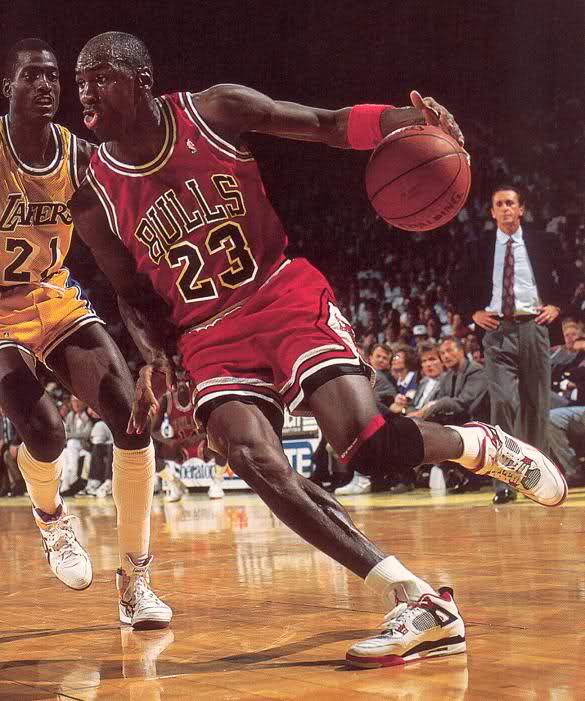 NWK to MIA: Michael Jordan Wearing The Fire Red IV's
