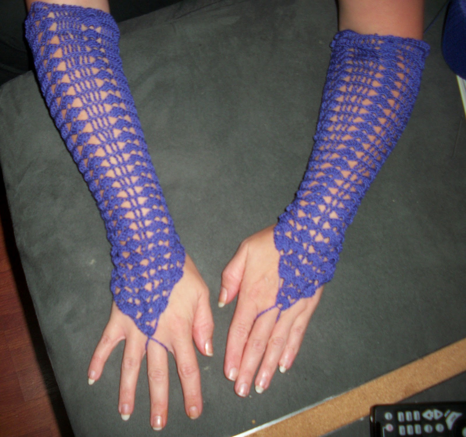 Lacy Arm Coverings