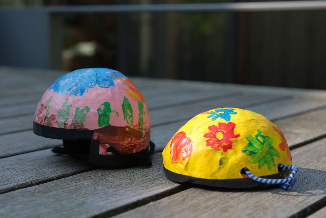 The Knutsel Kid How to make a doll bike helmet