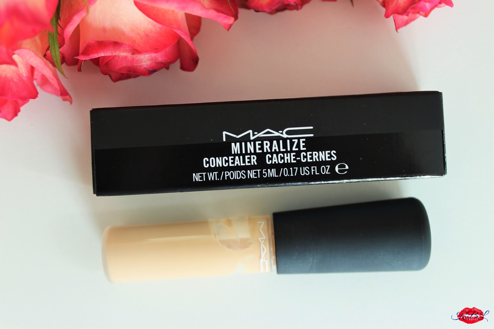 Kate's Beautyland MAC, Mineralize Concealer NC20