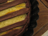 Crostata nera al cioccolato bianco