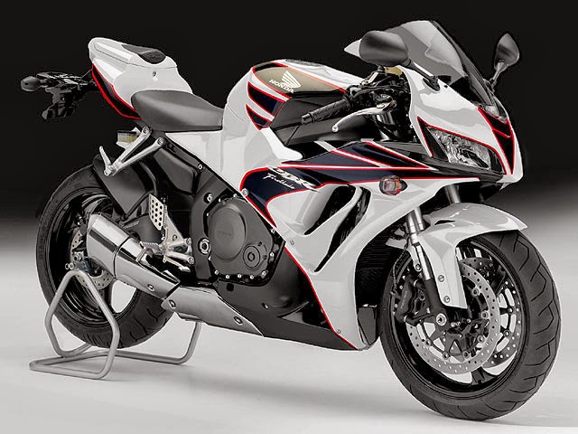 motos modelo de motocicleta con llantas pisteras