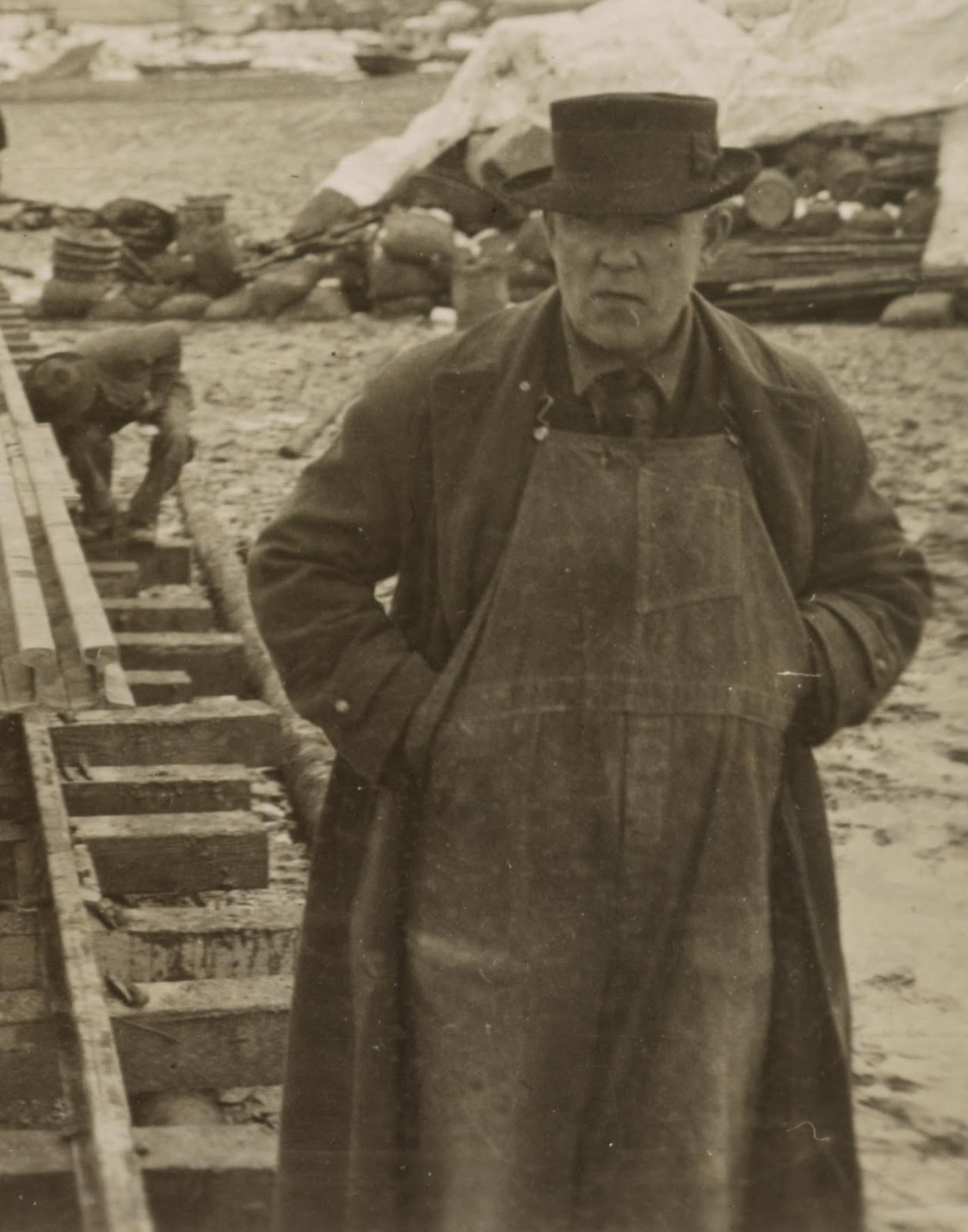 10engines 10E2552 Inside the Carhartt Archive Part 1