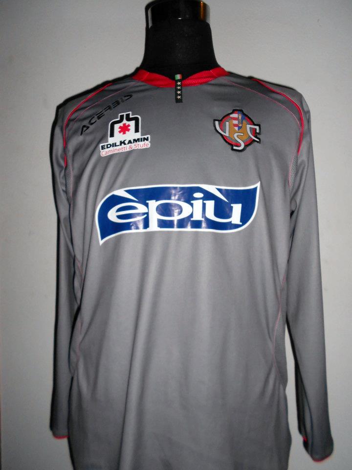 shirt match worn CREMONESE 20102011 IL PRIMO DATABASE DELLE MAGLIE