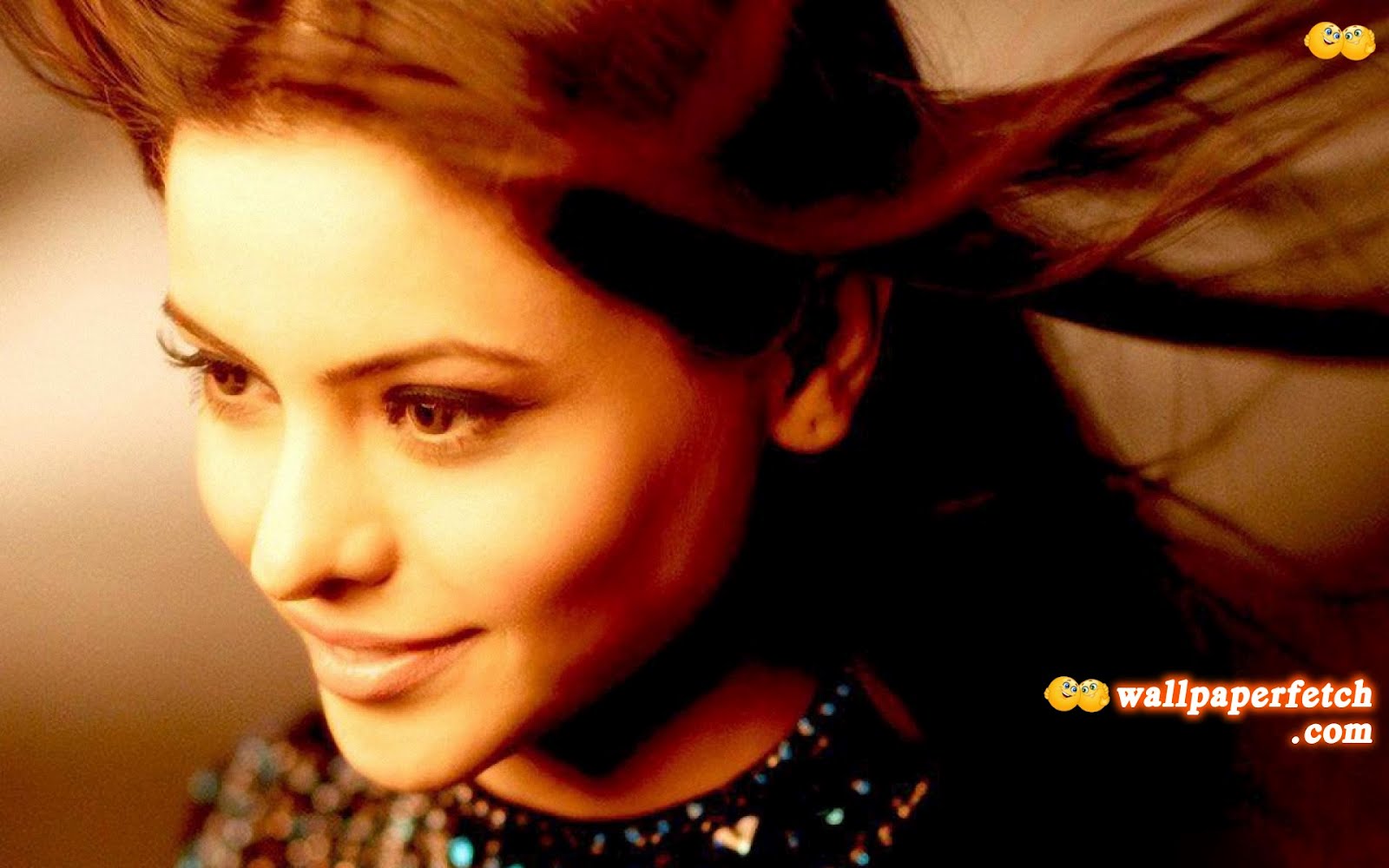 http://3.bp.blogspot.com/-7pjbyjMCk_g/UAgotlqelBI/AAAAAAAAGSo/D73JZP0CeDU/s1600/aamna-sharif_1920x1200_90739.jpg