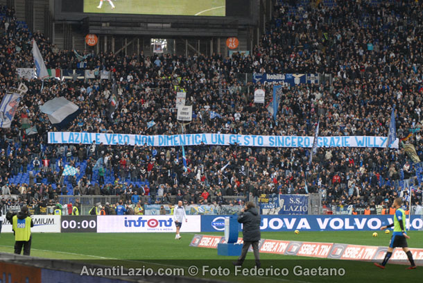 Le Mouvement en Italie . - Page 10 Lazio-Atalanta_2012-2013_1