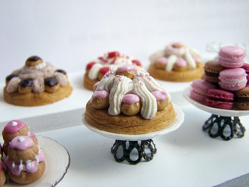 22-Stéphanie-Kilgast-Incredible-Miniature-Foods-Savoury-Sweet-Dishes-Dolls-House-www-designstack-co