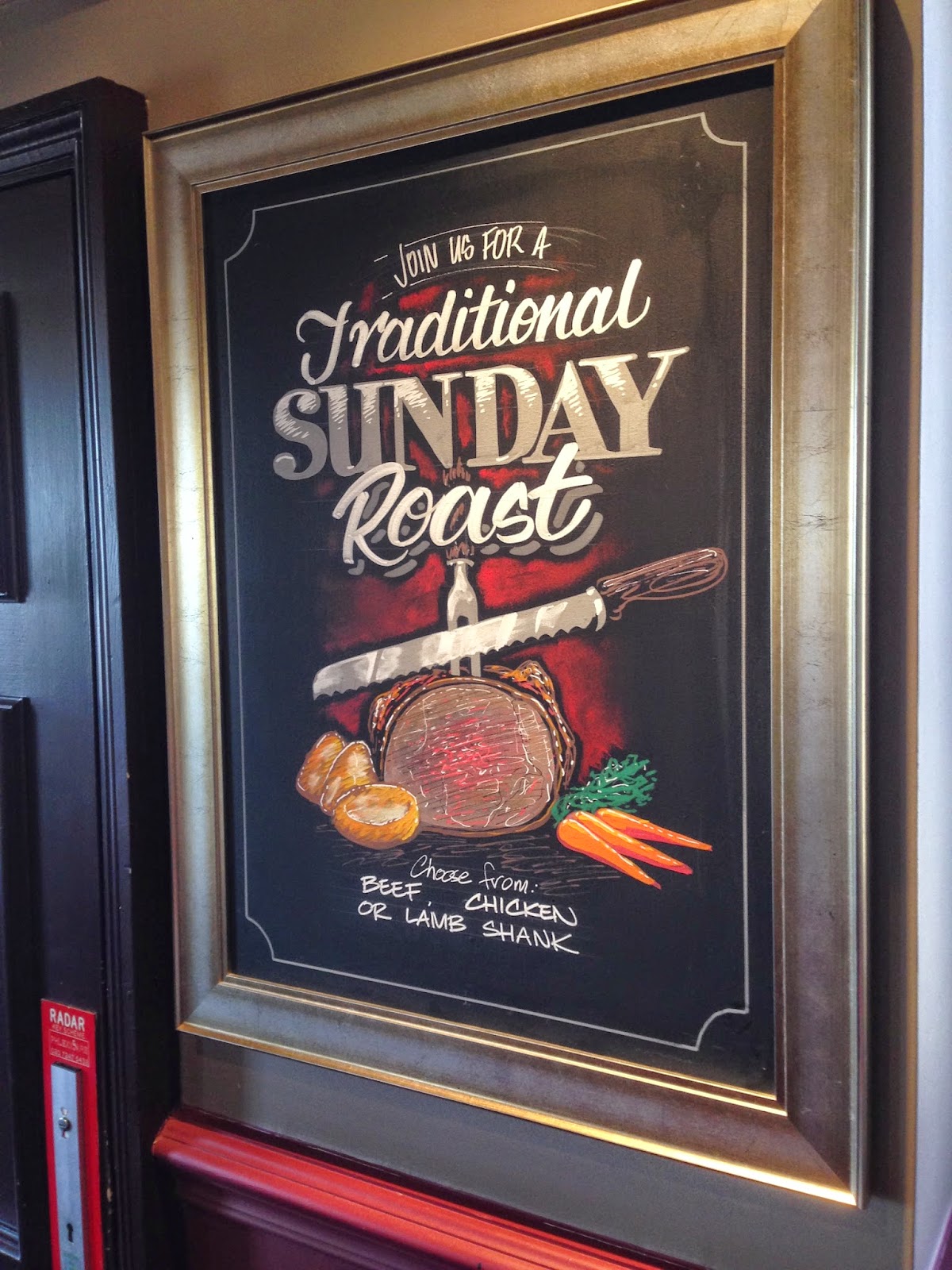 Professional Chalkboard Writer