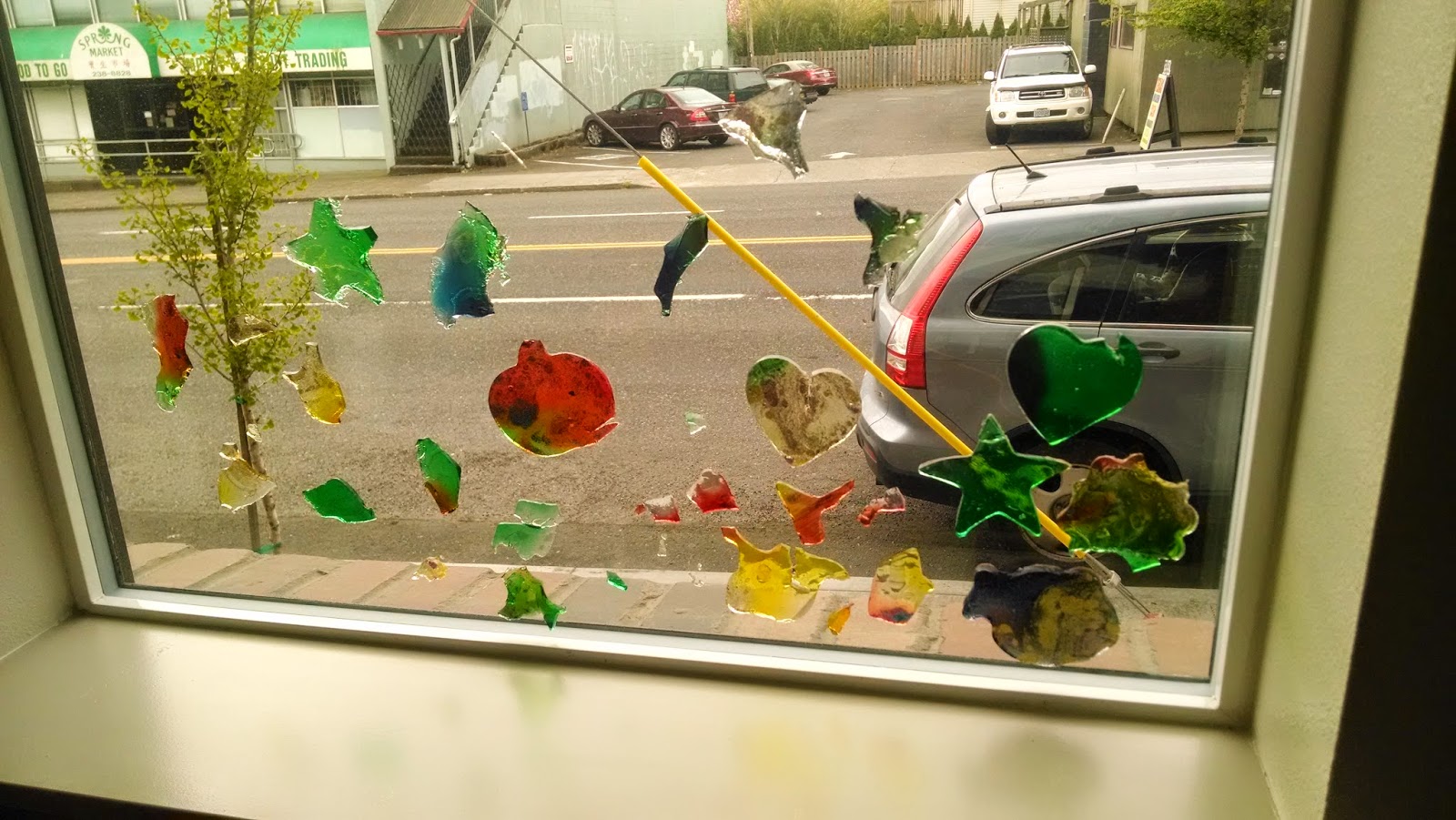 DIY TasteSafe Window Gel Clings Science Kiddo