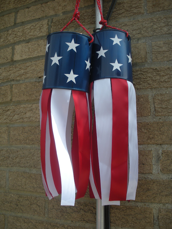 Working House Mom, Wife Patriot Tin Can Windsocks