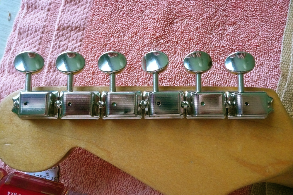 Replacing tuning machines on Fender Strat r/Guitar