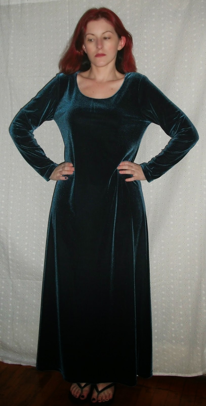 Craft, Thrift, or Die Drape myself in velvet it's a dress