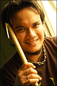 Chord Gitar Dan Lirik Lagu Batak Nommensen Viky Sianipar Feat Tongam Sirait Daminossh