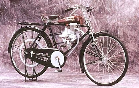 1ª moto Honda 1946