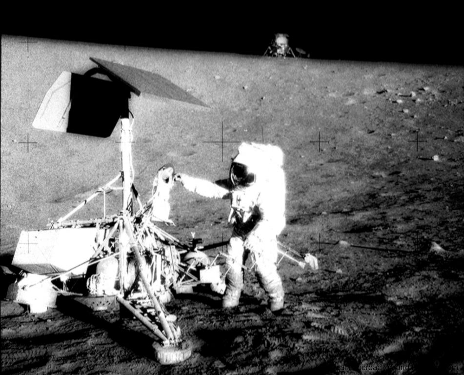 Alien Moon Bases Government Cover upAlien UFO Research Alien Moon Bases Government Cover upAlien UFO Research