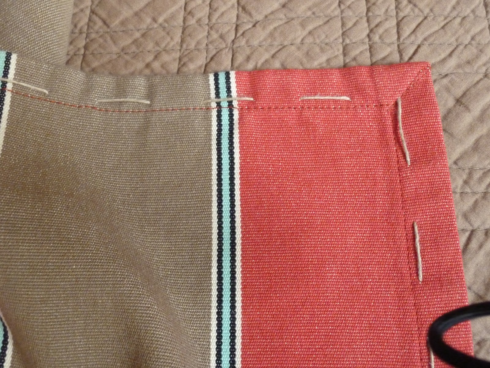 La couture d'isa: harmonie en rayures taupe et orange pour une ...
