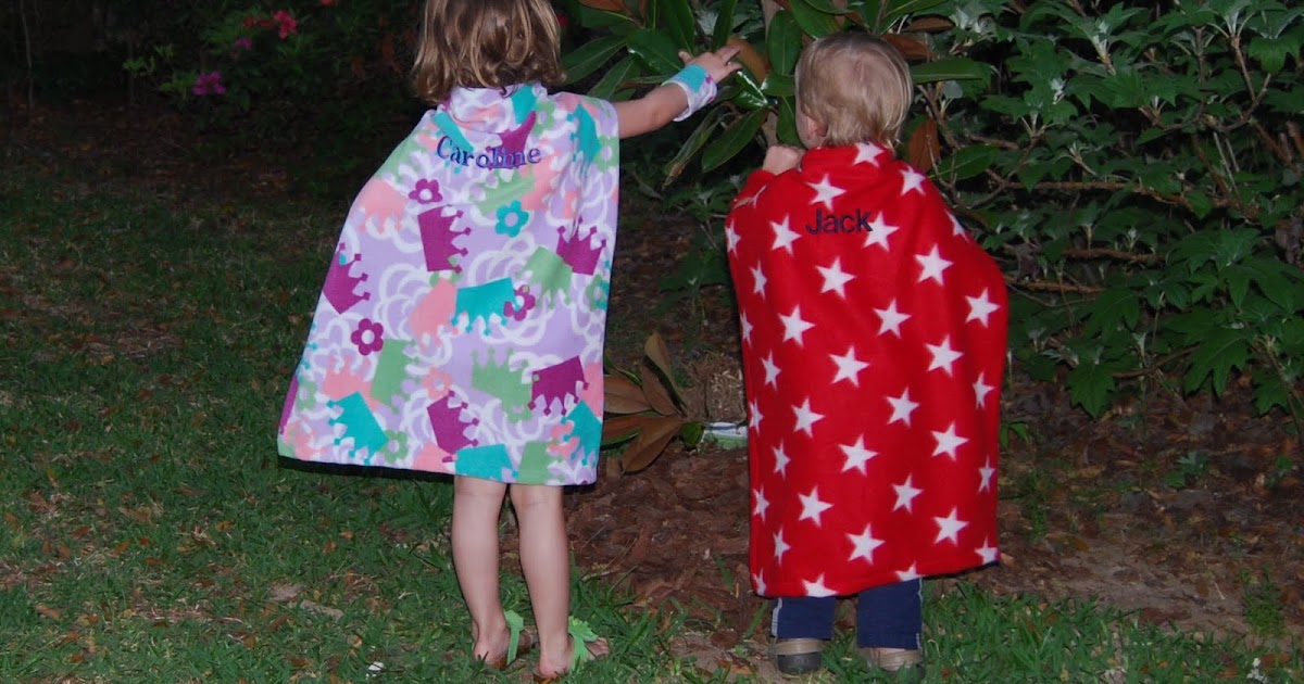 Happy Little Monkey's Tree Blanket Capes!