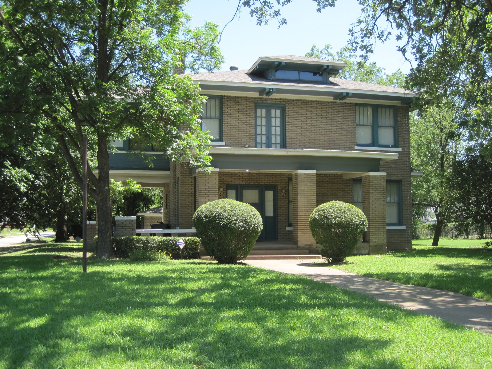 Metroplexing The Mansions of Fair Park