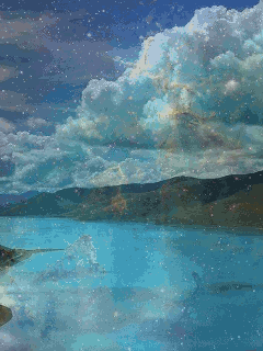 3 gifs animados de paisajes con mucho brillo.