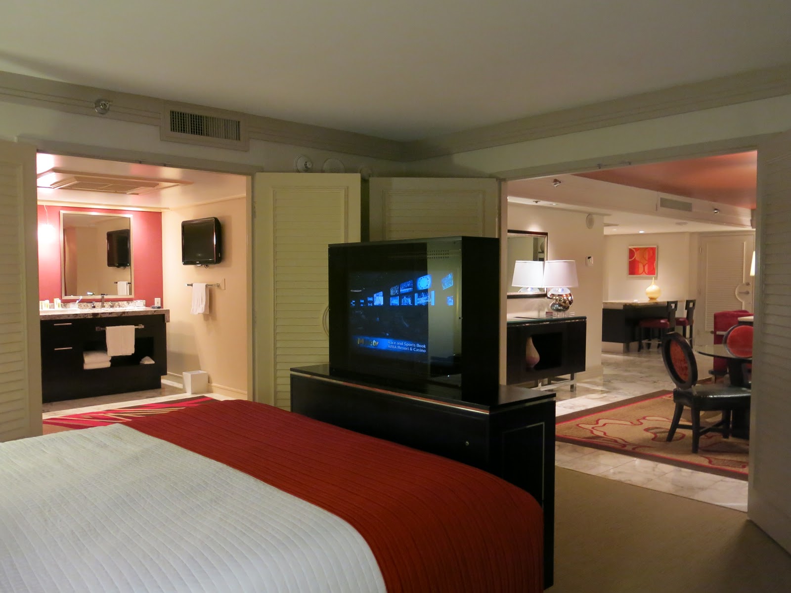 LAS VEGAS DAZE Mirage one bedroom tower suite via MyVegas!