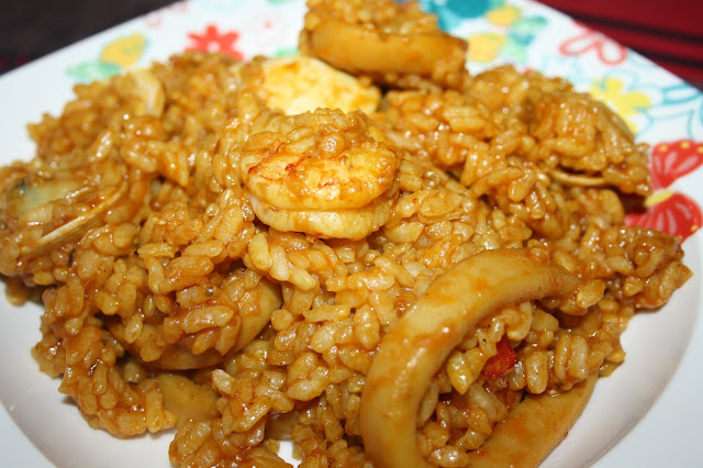 Arroz Con Calamares, Langostinos Y Almejas (olla Gm)