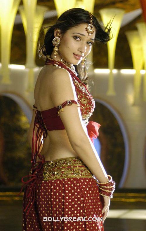 Tamanna Bhatia Hot Pics - Sexy Indian Celebs In Sarees Photoshoot - Famous Celebrity Picture 