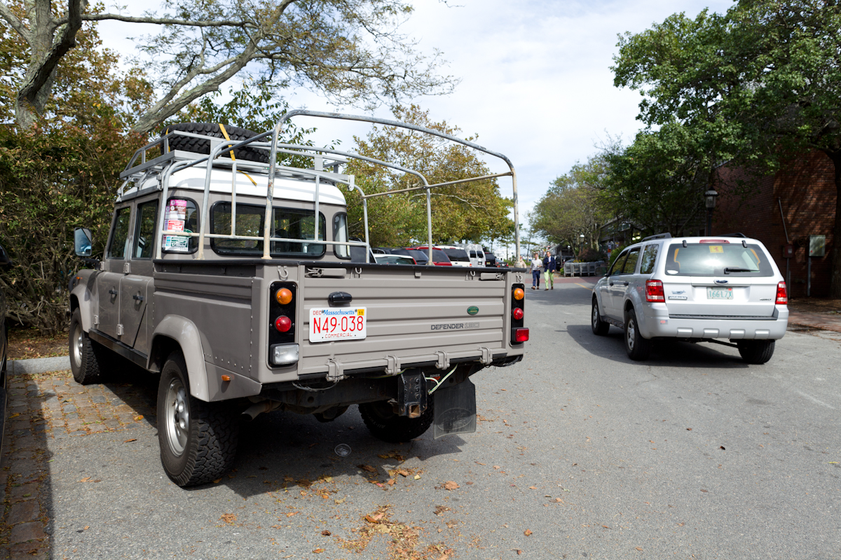 THE STREET PEEP 2006 Land Rover Defender 130 Tdi