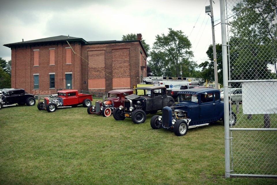 dWrenched Kustom Kulture and Crazy Bikes EVENT SCOTTVILLE SUMMERFEST