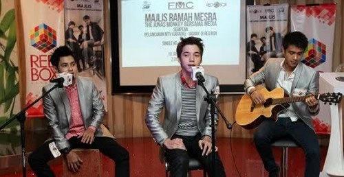 VIVI's BLOG: PROFIL BIODATA AJUN PERWIRA