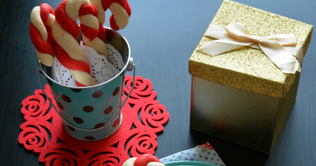 Cook like Priya Eggless Candycane Cookies Christmas 2014 Recipes