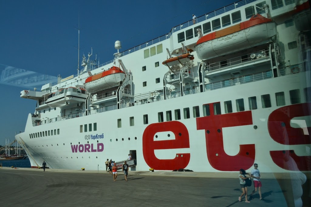 Nihal�in NotlarıÇok Gezen mi Bilir Çok Okuyan Mı? ETSTUR İLE YUNAN