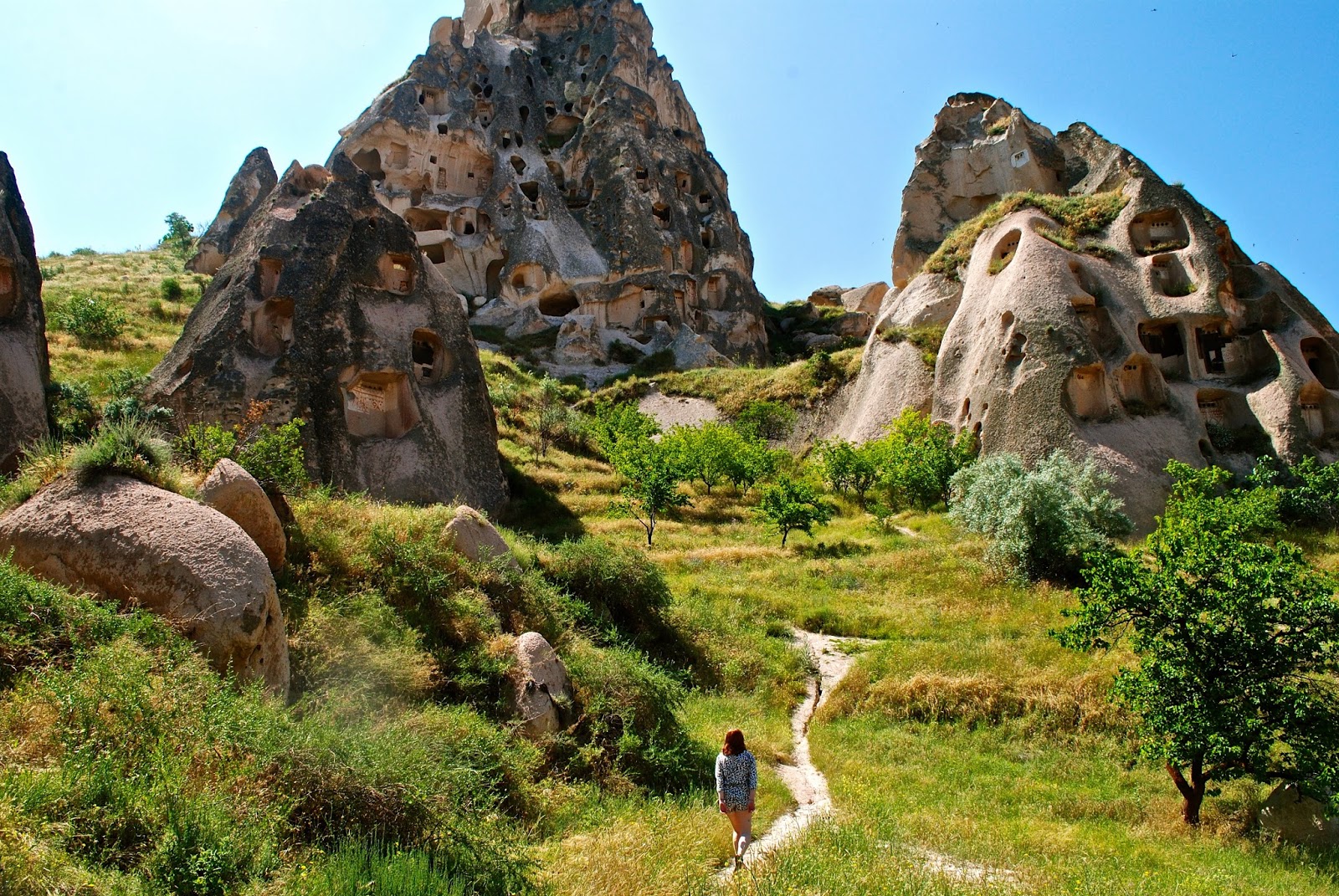 Things to do in Cappadocia : Uchisar Castle on the Red tour