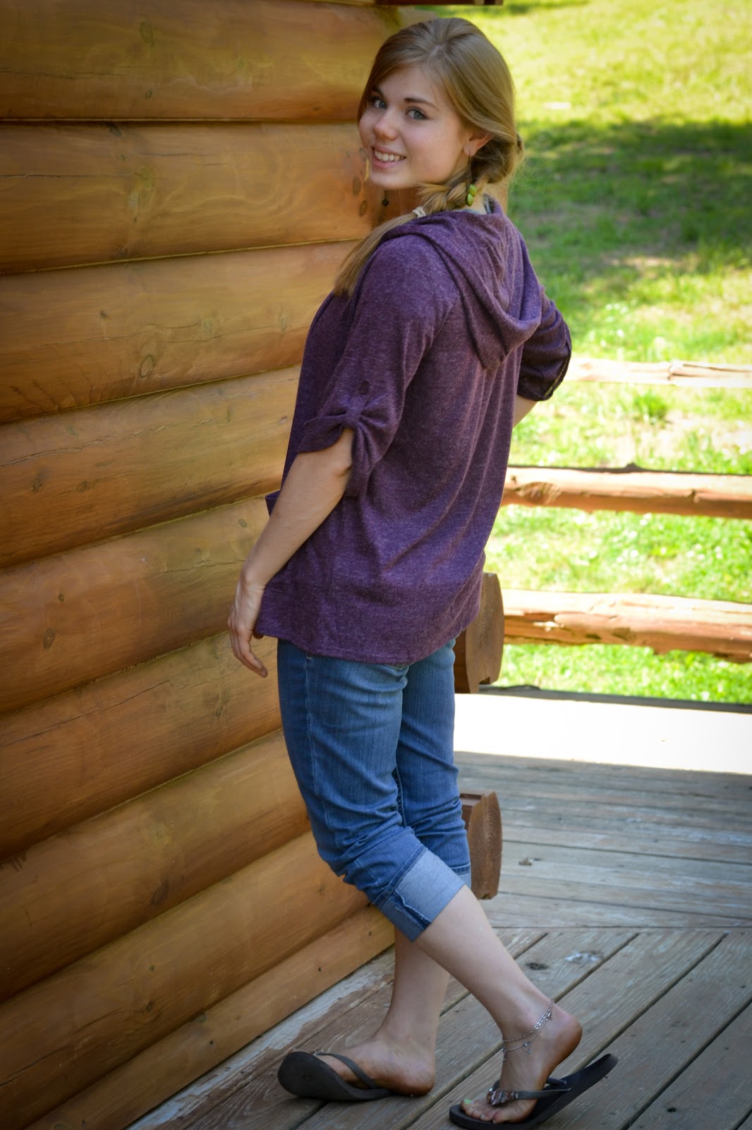 capris and flip flops