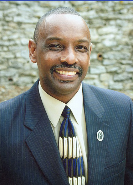 Black Sisters Fighting