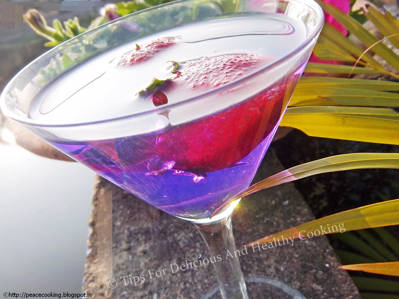 TIPS FOR DELICIOUS AND HEALTHY COOKING Blue Curacao N Strawberry Mocktail