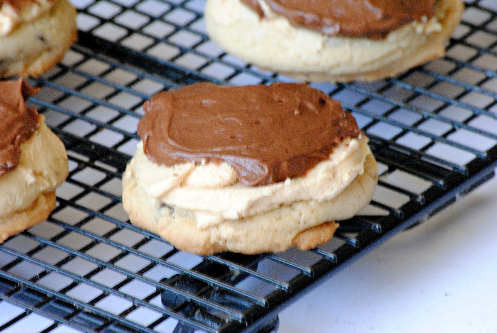 The Farm Girl Recipes Frosted Peanut Butter Cookies