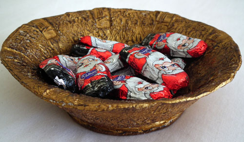 Creative Paperclay® air dry modeling material: Golden Christmas Bowl