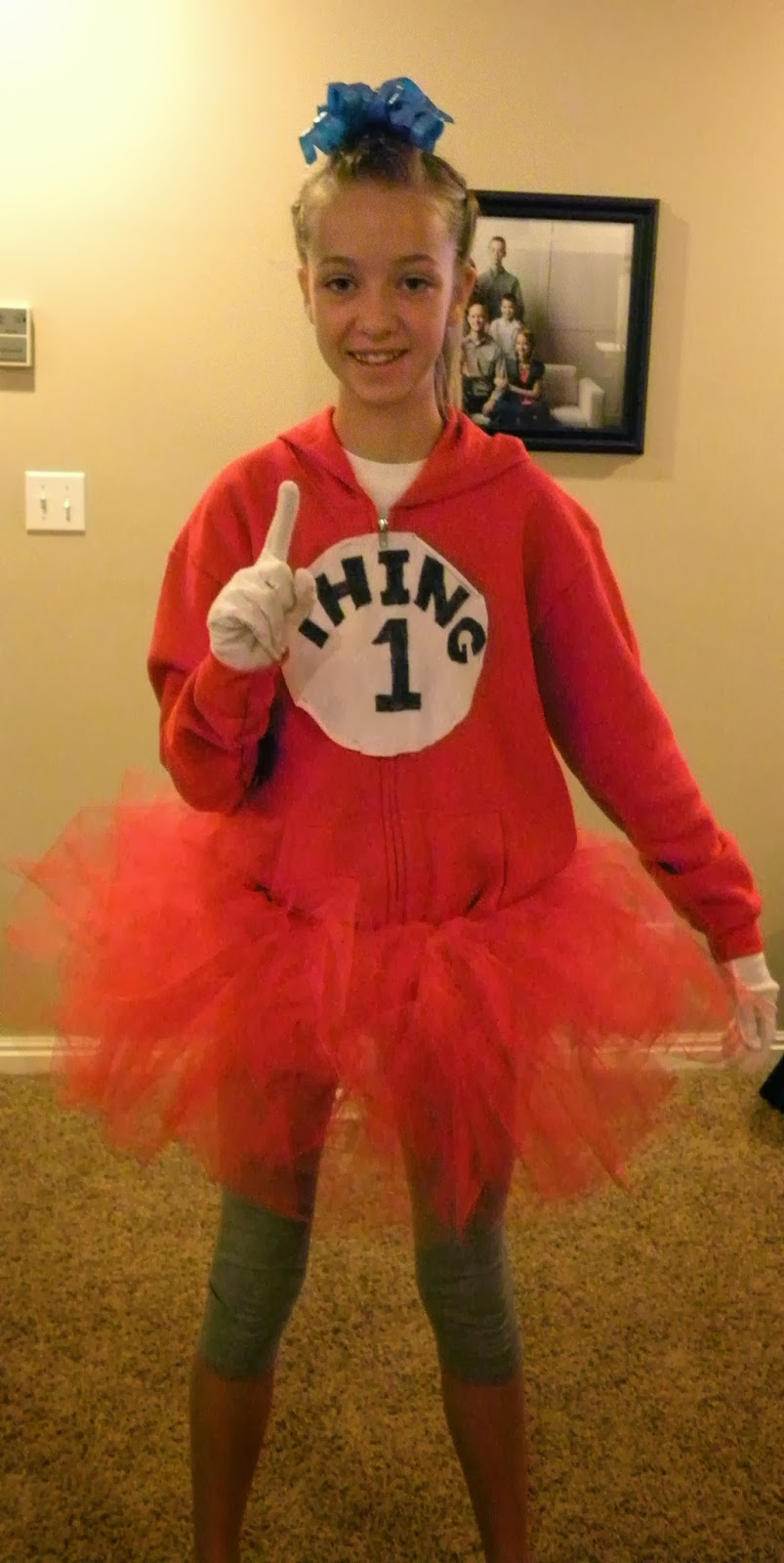 Adrianne's Creations: How To Make A Thing 1 Costume