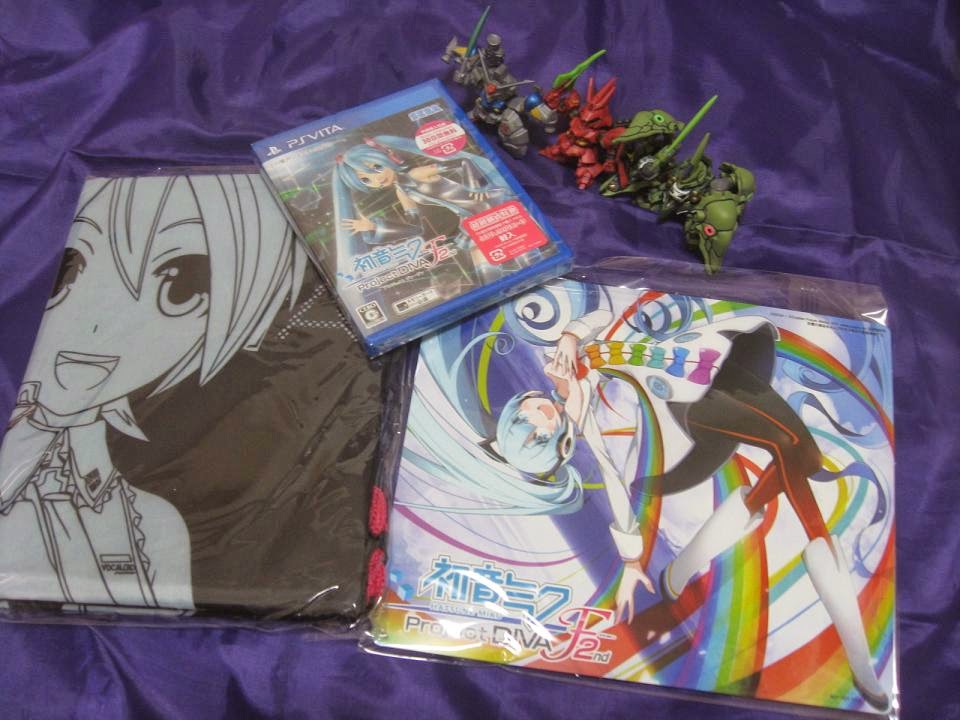 Vita版 Hmv特典付 初音ミクf2nd買ってきたよ