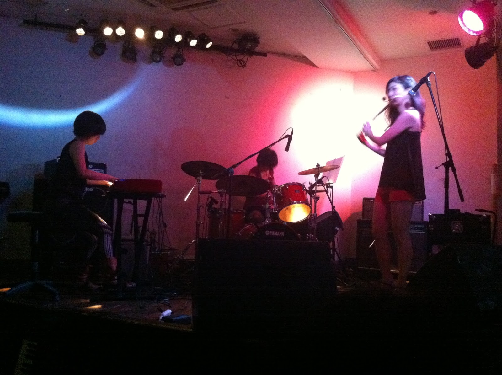 Scarlet Maud Lodge 13 09 11 Shibuya Under Deer Lounge東京